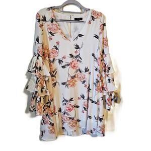 Very J Pretty Floral Bell Ruffle Sleeve Mini Dress V-Neck Boho Size Small